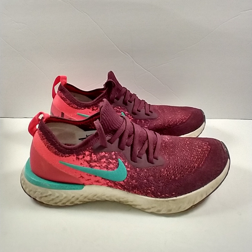 Nike Epic React Flyknit 2 Athletic Shoes Women's sz 7 (AR5518-600)